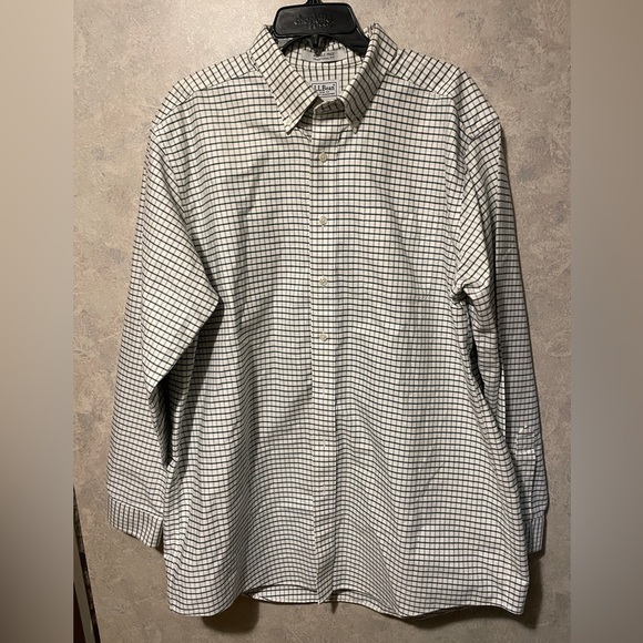 LL Bean Shirt Adult 17-36 plaid Long Sleeve Traditional Fit Button Close 237807 - Picture 1 of 4